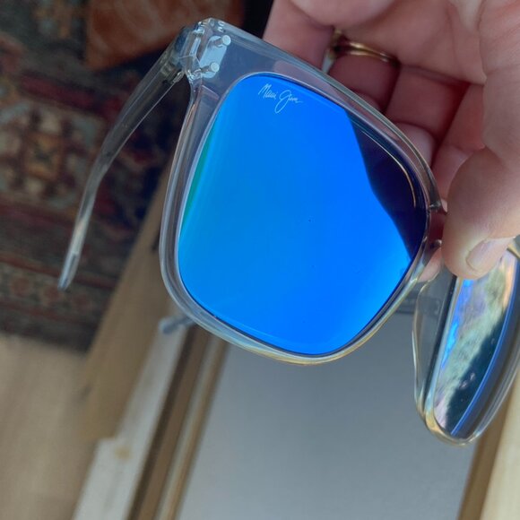 Maui Jim Westside MJ 803-11 | Sunglasses | Hawaii Blue Mirror Polarized - Picture 4 of 6